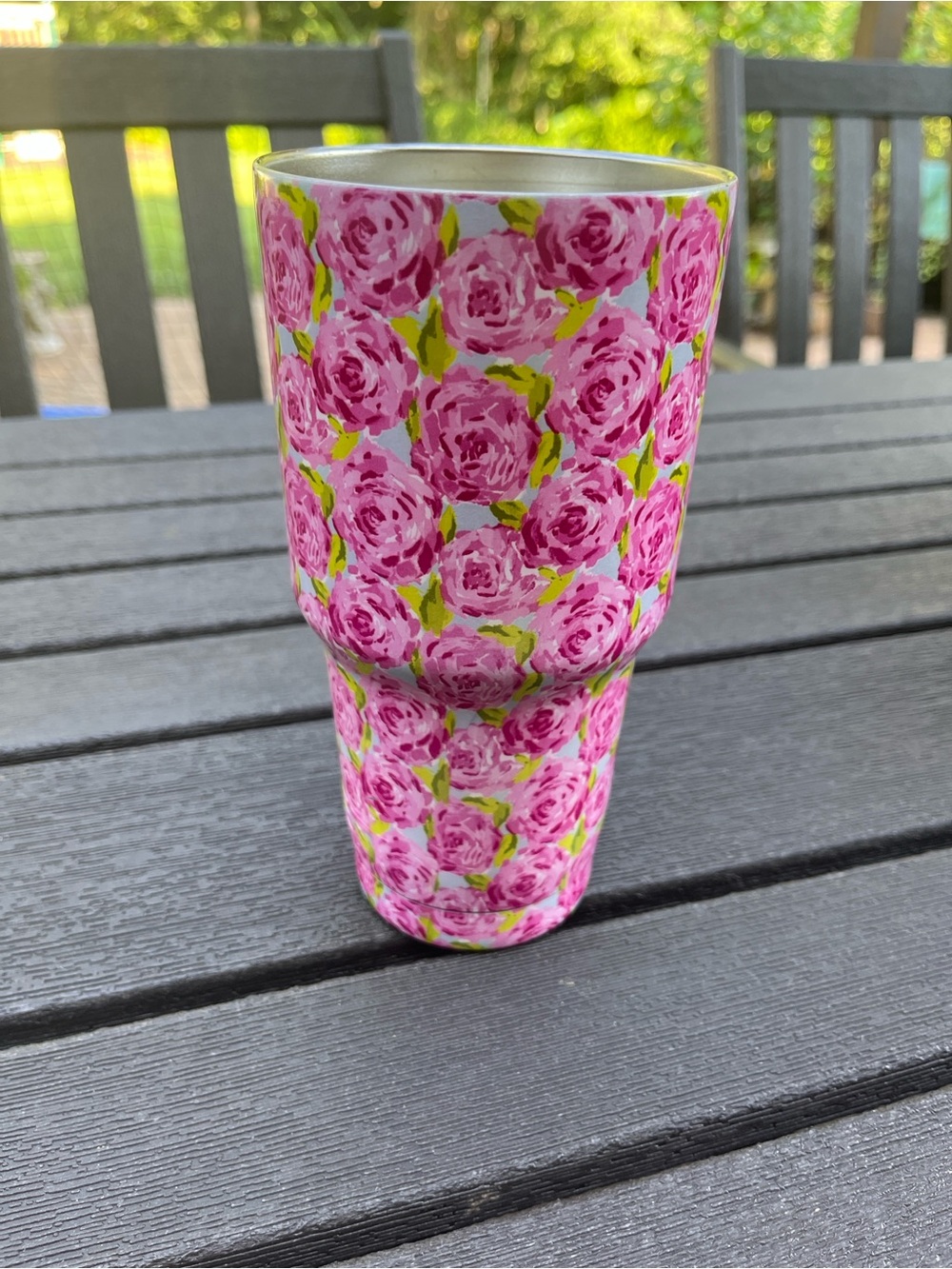 Lilly Pulitzer Yeti Roses 30oz 🌹